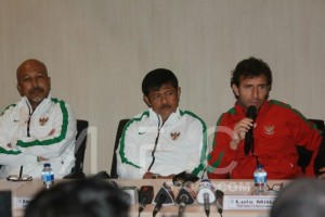 Luis Milla Akan Berkerja Sama Dengan Indra Sjafri dan Fachry Husainip