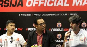 32463-pelatih-persija-jakarta-stefano-cugurra-teco