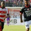 58f33f8e1a75e-madura-united-vs-bali-united-di-liga-1_663_382