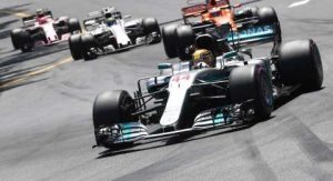 16332-lewis-hamilton