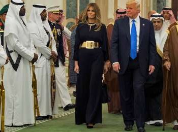 39579-donald-trump-disambut-raja-salman