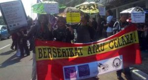 48010-jurnalis-ikut-aksi-may-day