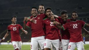 82628-timnas-berikan-kado-di-hut-ri