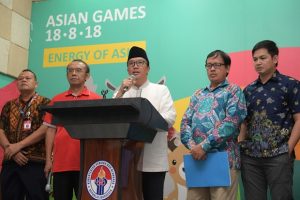 kemenpora-beri-beasiswa-dan-bonus-rp250-juta-untuk-zohri-VML