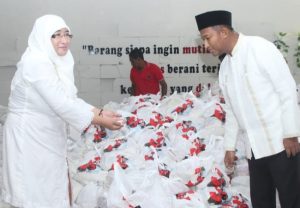 Ditengah-Wabah-Corona-11-432-Bungkus-Sembako-Dari-Achmad-Fauzi-Peduli-Mulai-Disebar-ke-Warga-Kurang-Mampu-di-Sumenep