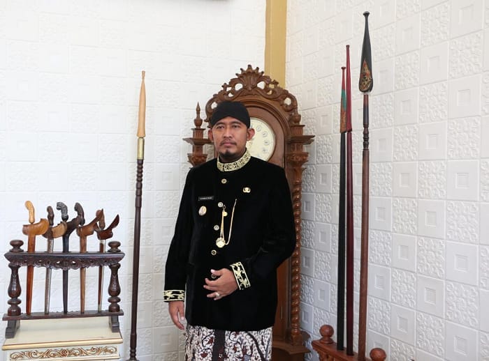 Bupati Sumenep Tegaskan Kewajiban Pakai Baju Adat Keraton Di Jari Jadi Ke-756, Lestarikan Identitas Daerah